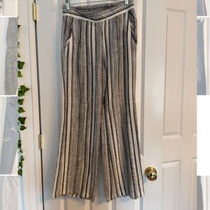 Boutique striped flowy linen pants